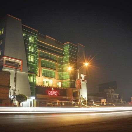 Hotel Shelton's Rezidor Peschawar Exterior foto